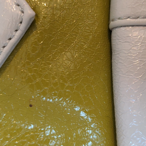 Timi & Leslie Multi Pocket Baby Day Bag Diaper Bag - Picture 4 of 16